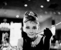 Письмо курящей девушке